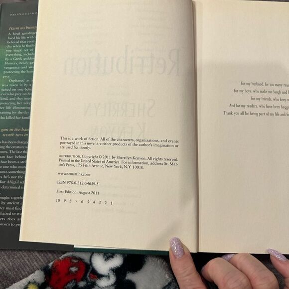 Retribution Book 19 by Sherrilyn Kenyon, Dark-Hunter, 1st Edition, Hardcover - Picture 4 of 9